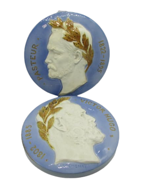 Edmond Lachenal paire de medaillons bas relief Victor Hugo et Pasteur 1920-1930